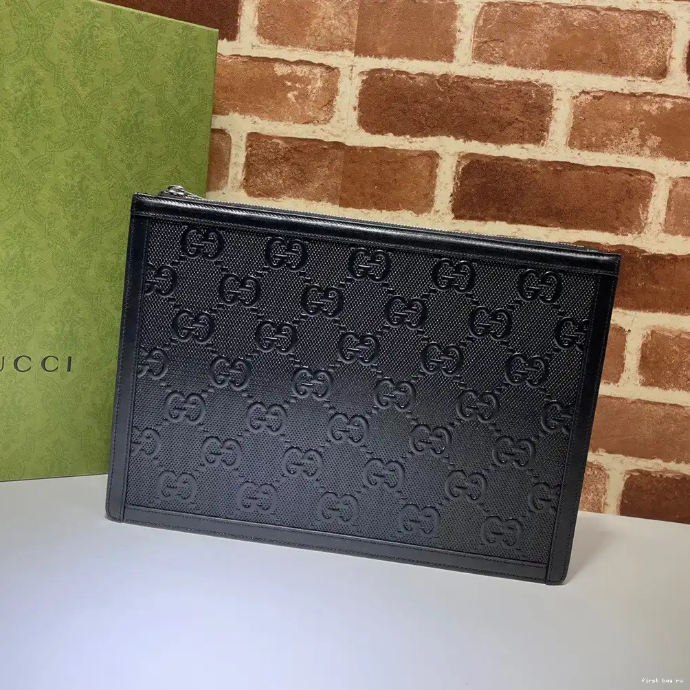 GUCCI pouch GG embossed 0610